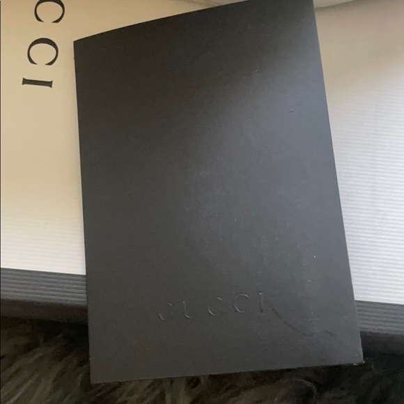 Gucci - Picture 4 of 5